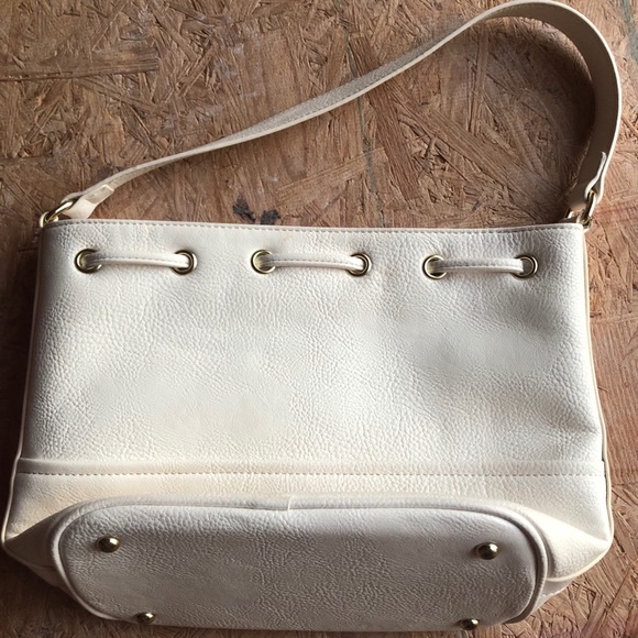 Perfect hand bag - Picture 2 of 4